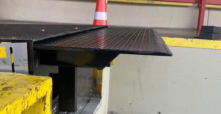 Denizli Branda Kapı | BTDOOR Yüksek Hızlı Branda Kapı Sistemleri